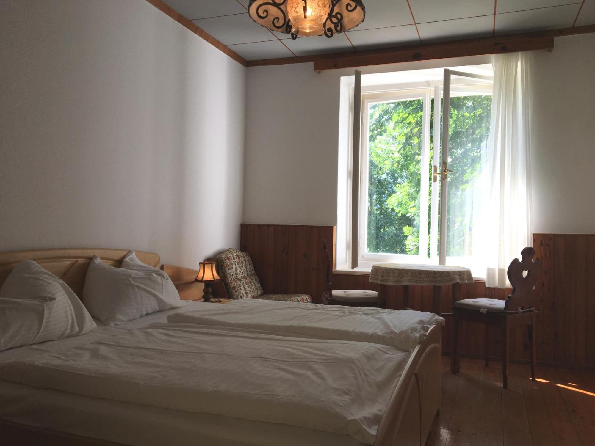Skorianzhof Hotell Eberndorf Rum bild